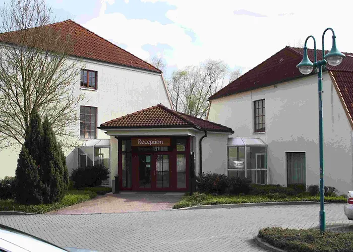 Robinienhof 호텔 고메른